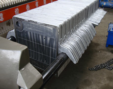 液壓壓緊630型板框式鑄鐵壓濾機(jī)