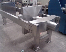 不銹鋼液壓壓緊壓濾機(jī)